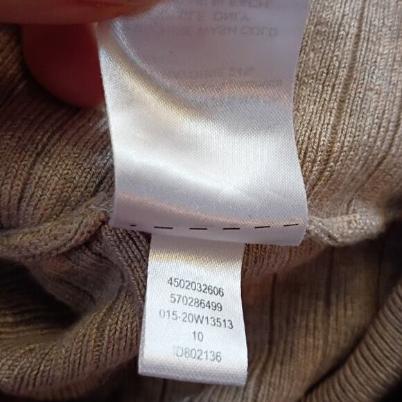 WHBM Neutral Cocoon Dolman Knit Top Medium V Neck Oversized Minimalist Capsule - Picture 11 of 11